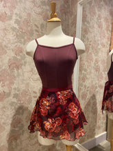 Load image into Gallery viewer, Ladies 12" Red Metallic Floral Print Wrap Skirt