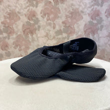 Load image into Gallery viewer, Stability Yoga, Pilates Black Shoes