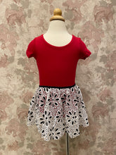 Load image into Gallery viewer, Girls Black/White Daisy Pull on Skirt
