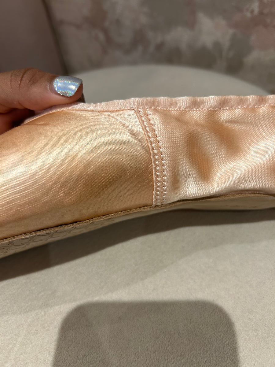 Contempora Pointe Shoe With #2 Shank And Tapered Toe Box