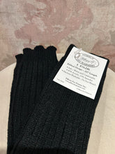 Load image into Gallery viewer, Adult Black Stirrup Warmers 20" - Short
