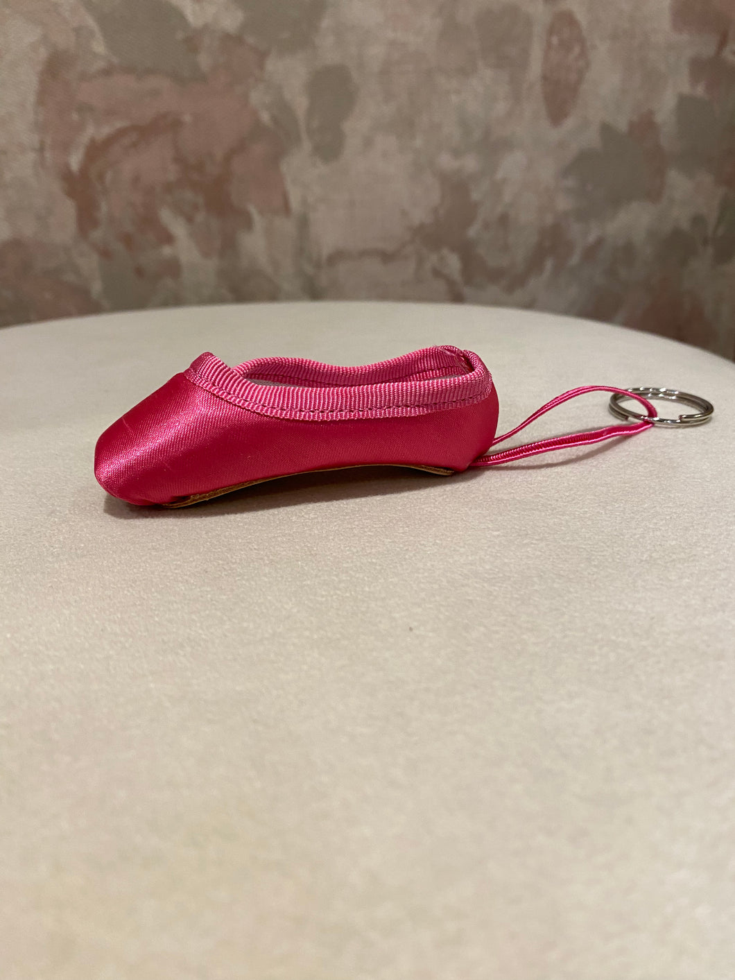Mini Pointe Shoe Keychain (Variety of Colors)