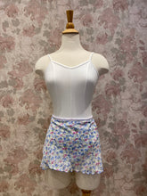 Load image into Gallery viewer, Ladies White &amp; Dusty Blue Floral Skirt
