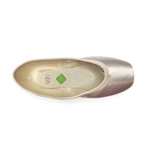 Load image into Gallery viewer, Mabe U-Cut Pointe Shoe
