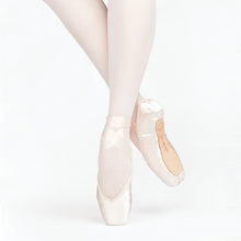 Load image into Gallery viewer, Encore U-Cut Pointe Shoes
