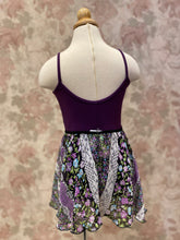 Load image into Gallery viewer, Girls Purple Floral Pull On Skirt
