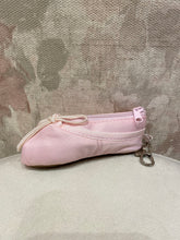 Load image into Gallery viewer, Pointe Shoe Bag Tag
